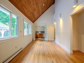 438 Merrimac St, Newburyport MA 01950