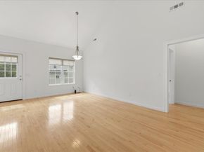 30 Shadow Creek Lane 30, Ashland MA 01721