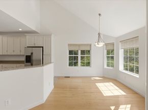 30 Shadow Creek Lane 30, Ashland MA 01721