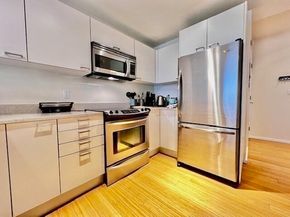 2 Earhart 121, Cambridge MA 02141