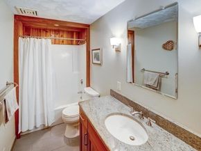 40 Bicentennial Way, Boxborough MA 01719