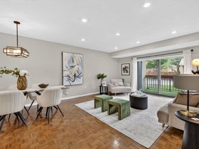 41 Centre St 106, Brookline MA 02446