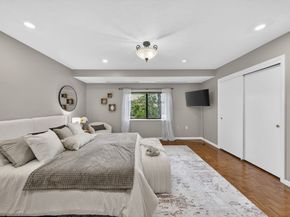 41 Centre St 106, Brookline MA 02446
