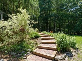 11 Chickadee Dr, Norfolk MA 02056