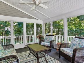 11 Chickadee Dr, Norfolk MA 02056