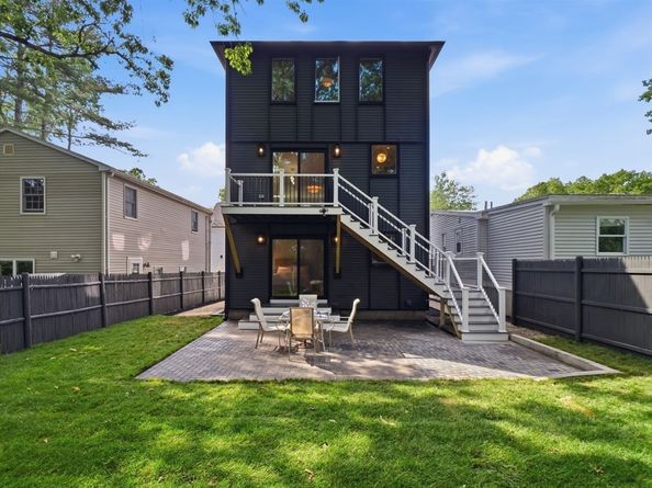 13 Audubon Rd, North Reading MA 01864