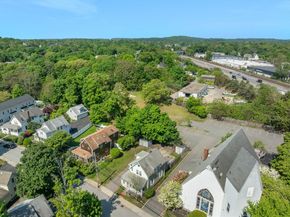 25 Curve St, Newton MA 02465
