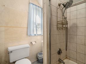 25 Curve St, Newton MA 02465