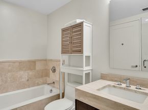 1 Franklin St 2309, Boston MA 02110