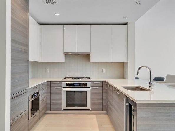 1 Franklin St 2309, Boston MA 02110