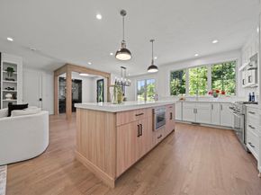 17 Upland, Natick MA 01760