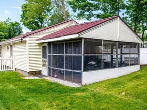 372 Franklin Rd, Fitchburg MA 01420