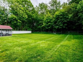 372 Franklin Rd, Fitchburg MA 01420