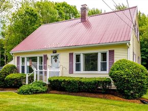 372 Franklin Rd, Fitchburg MA 01420