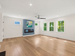 5 Ciaramitaro Ct, Gloucester MA 01930