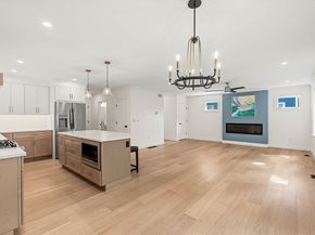 5 Ciaramitaro Ct, Gloucester MA 01930