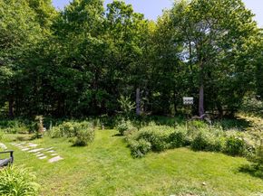 214 Presidential Dr, Abington MA 02351