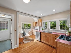 10 Charlotte Road, Marblehead MA 01945