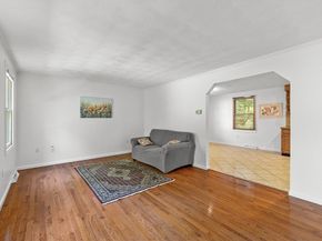 89 Old Andover Rd, North Reading MA 01864
