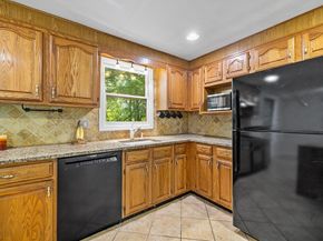 89 Old Andover Rd, North Reading MA 01864