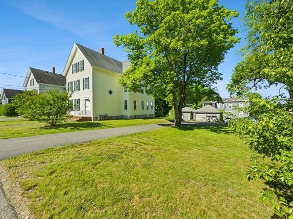 56 Everett St, Middleboro MA 02346