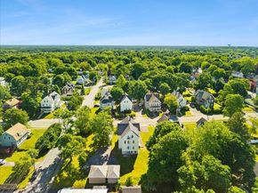 56 Everett St, Middleboro MA 02346