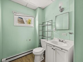 56 Everett St, Middleboro MA 02346