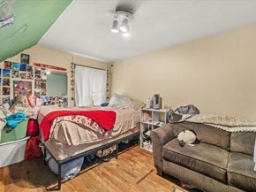 56 Everett St, Middleboro MA 02346