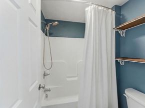 34 Bittersweet Blvd, Worcester MA 01607