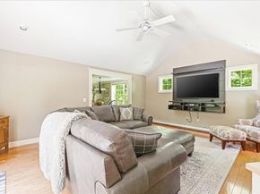 137 Cedar St, Middleboro MA 02346