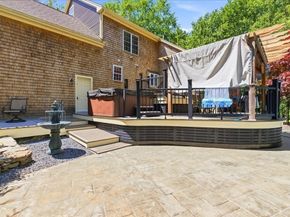 137 Cedar St, Middleboro MA 02346