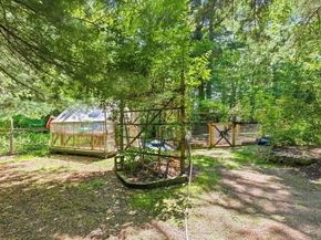 137 Cedar St, Middleboro MA 02346
