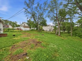 3 Brief St, Worcester MA 01604