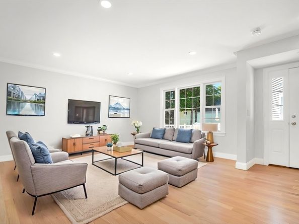 861 Washington Street 2, Canton MA 02021