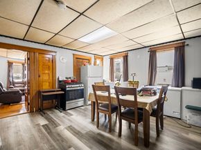 8 Douglas Street, Worcester MA 01603