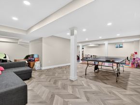 680 South Ave 7, Weston MA 02493