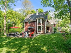 40 Kimlo Rd, Wellesley MA 02481