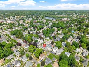 51 Gooch St, Melrose MA 02176