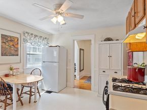 51 Gooch St, Melrose MA 02176