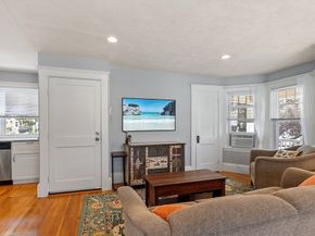 51 Gooch St, Melrose MA 02176