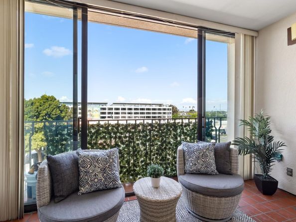 555 Laurel Avenue 330, San Mateo CA 94401