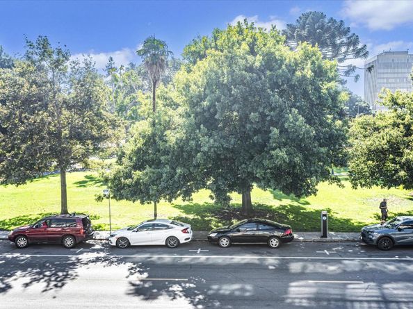 555 Laurel Avenue 330, San Mateo CA 94401