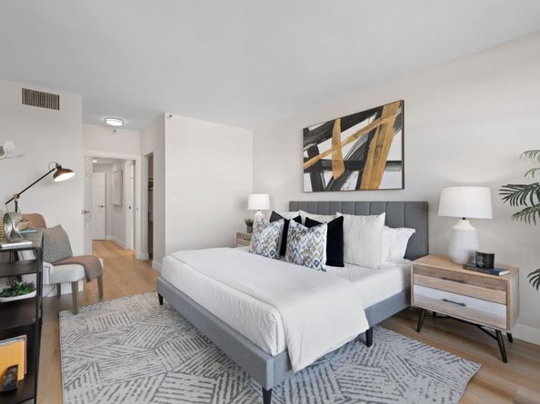 555 Laurel Avenue 330, San Mateo CA 94401