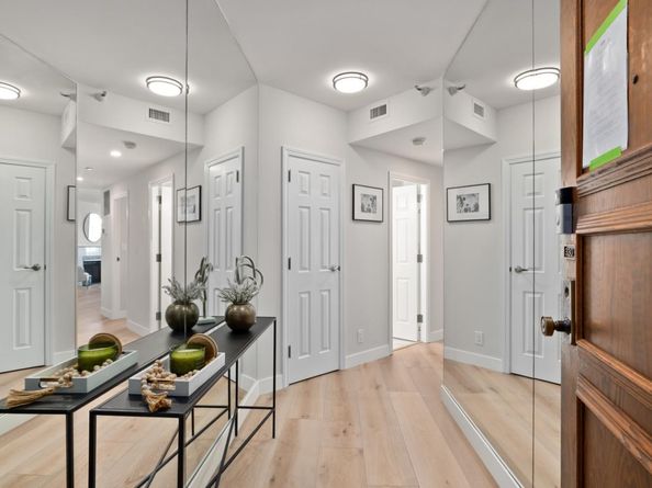 555 Laurel Avenue 330, San Mateo CA 94401