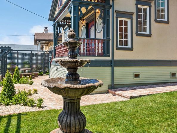 530 Grand Avenue, South San Francisco CA 94080
