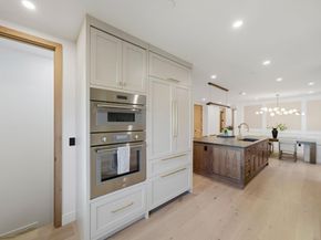 1548 Cypress Avenue, Burlingame CA 94010