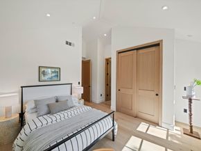1548 Cypress Avenue, Burlingame CA 94010
