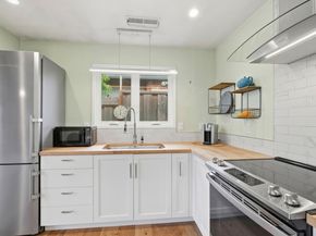 212 3rd Avenue, Santa Cruz CA 95062