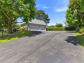 2140 Carmelita Avenue, Hillsborough CA 94010