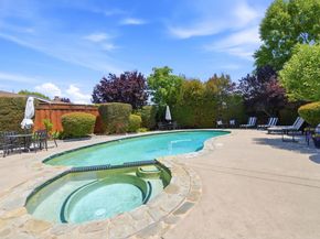 2140 Carmelita Avenue, Hillsborough CA 94010